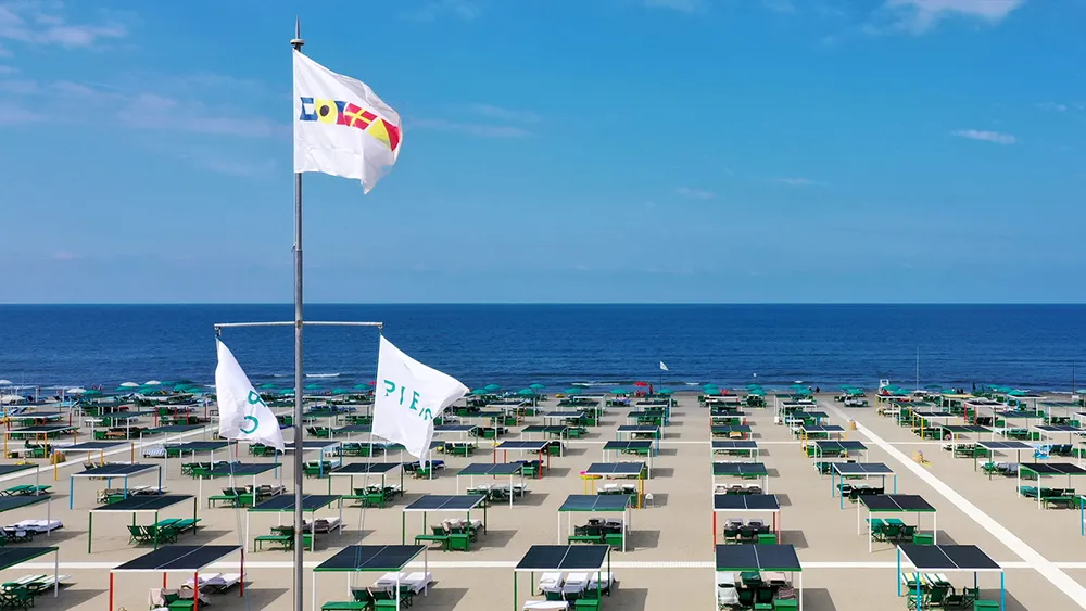 In Forte dei Marmi the best beach clubs in Italy 2 Stabilimento Versilia