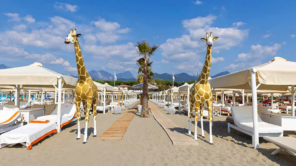 In Forte dei Marmi the best beach clubs in Italy 3 s